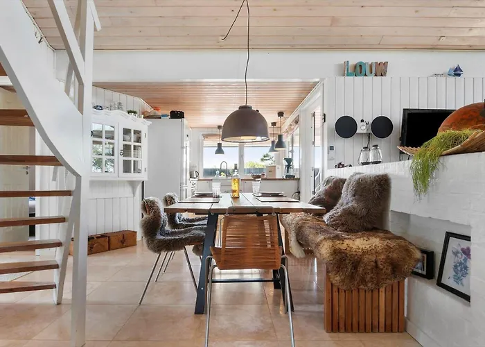 Bl1211-blokhus-carl-nielsensvej-3 Holiday home *